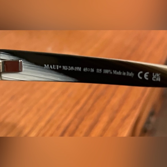 Maui Jim Black Coral Polarized Rectangle Sunglasses in Bronze - Picture 5 of 9